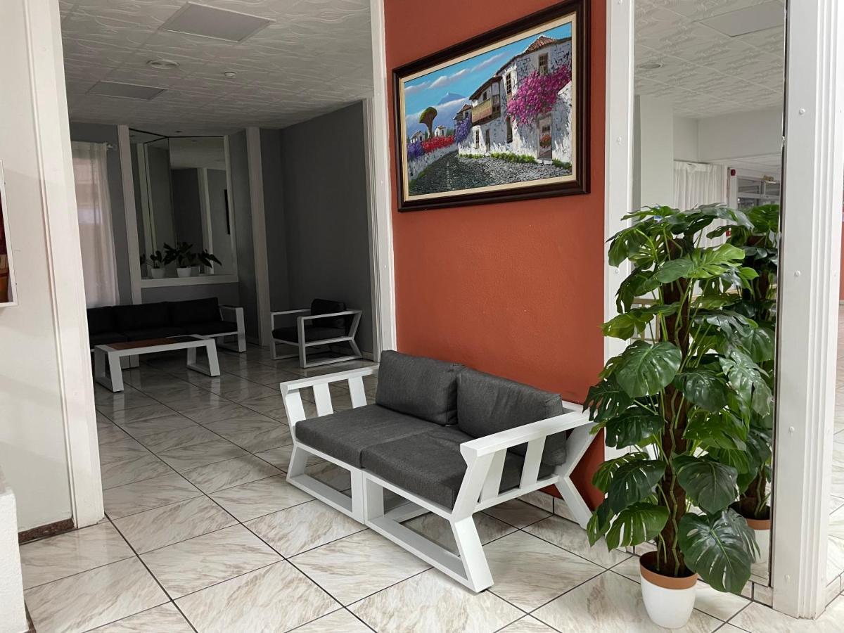Apartment En Playa Jardin